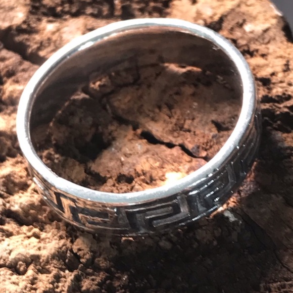 Silver Ring Greek Meander Geometric  - Sz 12 - Picture 2 of 7